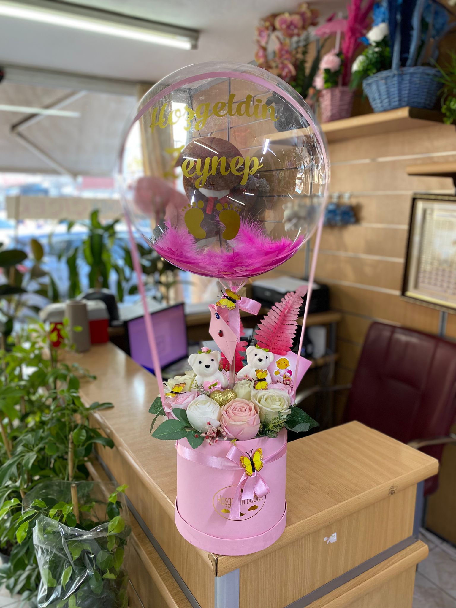 Kız Bebek Yeni Doğan Çiçeği